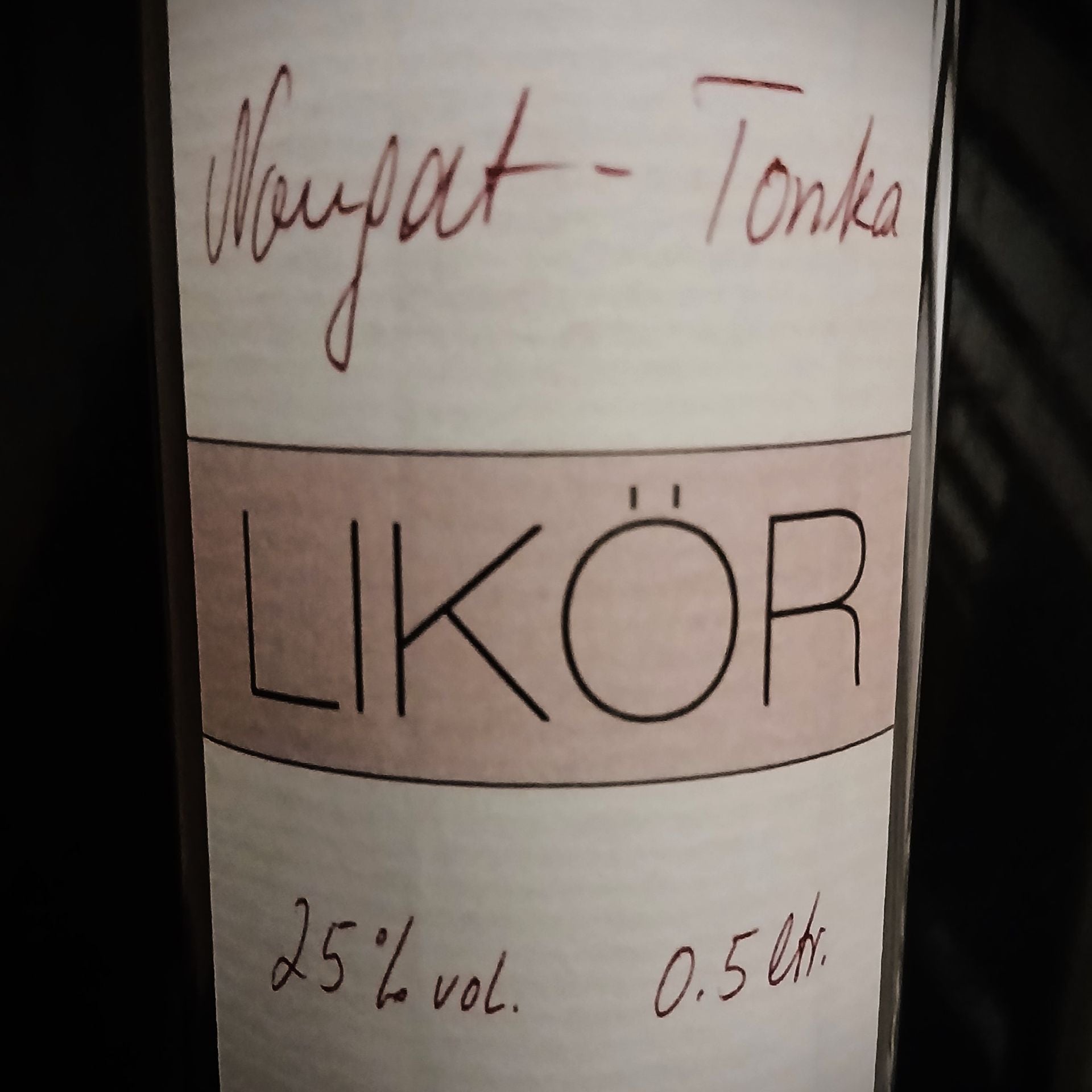 Nougat-Tonka-Likör