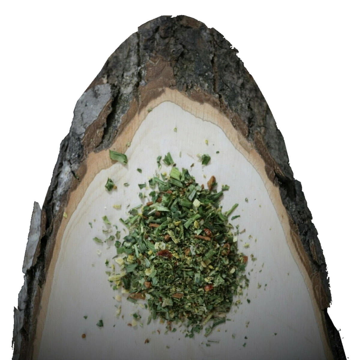 Eifeler Salatkräuter von Der Kräuterteufel, lose auf einer natürlichen Holzscheibe mit Rinde