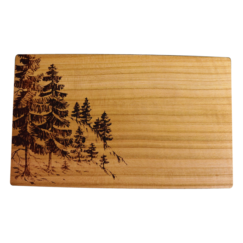 Wanderer-Schneidebrett aus Kirschholz von Holz Frank mit eingebranntem Eifeler Waldmotiv