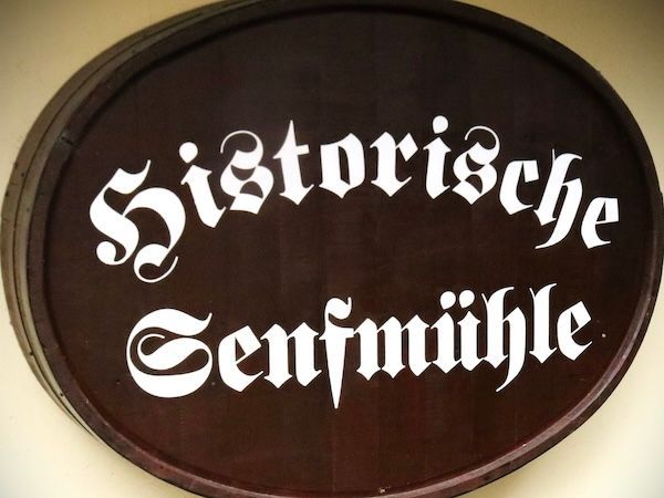 Schild der Historischen Senfmühle Monschau